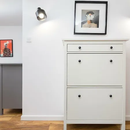 Independence Museum Charming By Bookinghost * Varsóvia