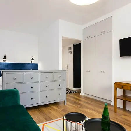 Independence Museum Charming By Bookinghost *